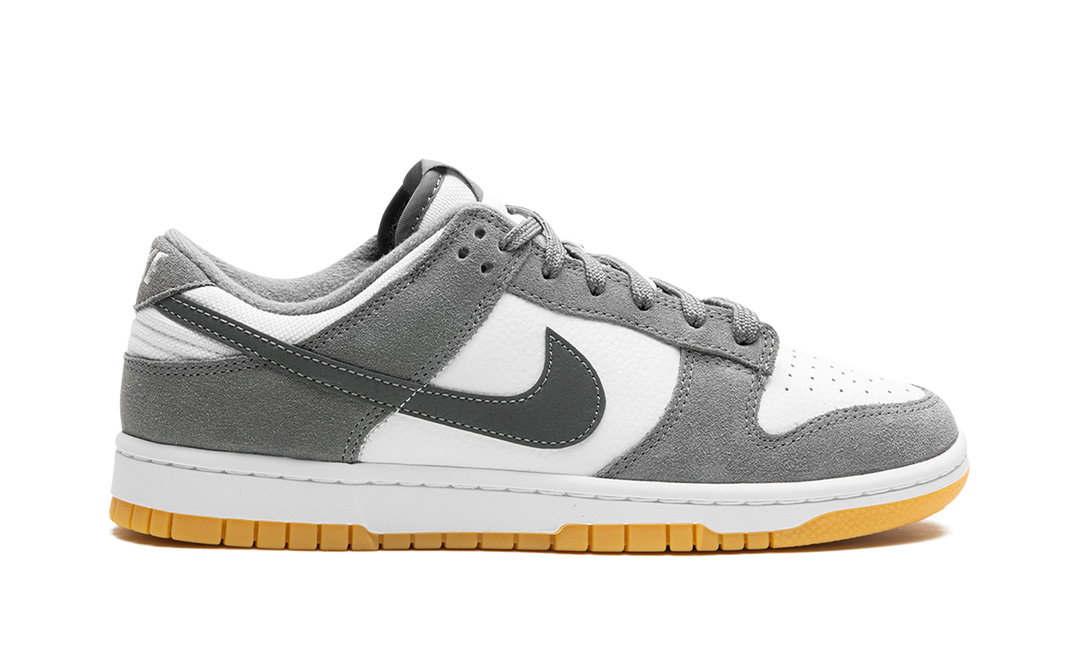 NIKE DUNK LOW SMOKE GREY GUM 3M SWOOSH