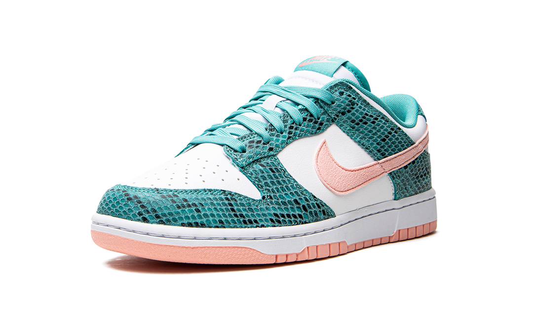 NIKE DUNK LOW SNAKESKIN