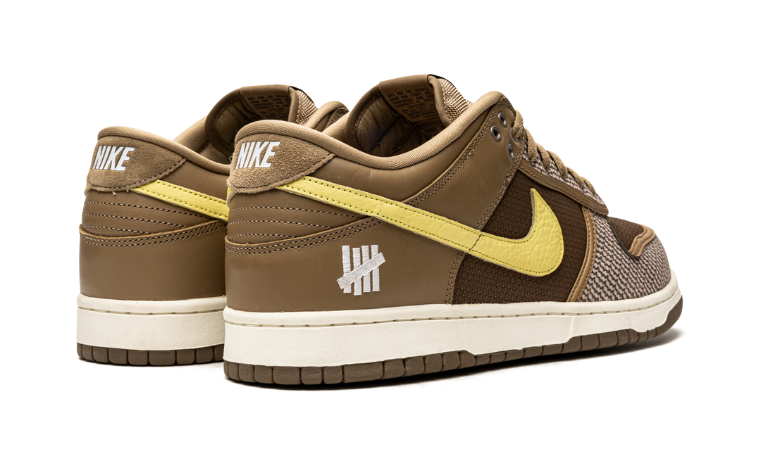 NIKE DUNK LOW SP UNDEFEATED CANTEEN DUNK VS. AF1 PACK