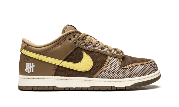 NIKE DUNK LOW SP UNDEFEATED CANTEEN DUNK VS. AF1 PACK