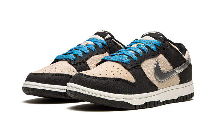 NIKE DUNK LOW STARRY LACES WOMENS — Stock 