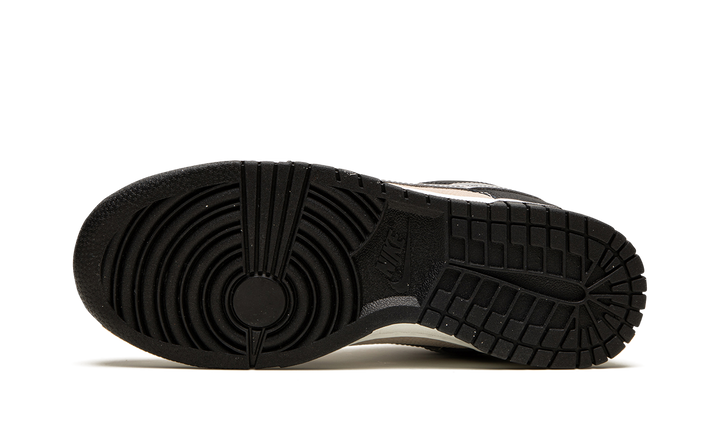 NIKE DUNK LOW STARRY LACES WOMENS — Stock 