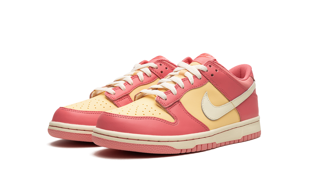 NIKE DUNK LOW STRAWBERRY PEACH CREAM GS