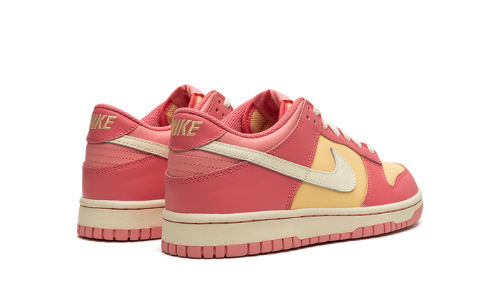 NIKE DUNK LOW STRAWBERRY PEACH CREAM GS