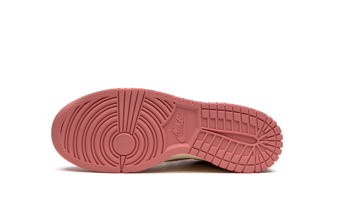 NIKE DUNK LOW STRAWBERRY PEACH CREAM GS