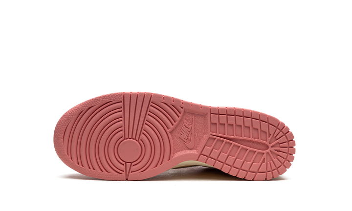 NIKE DUNK LOW STRAWBERRY PEACH CREAM GS