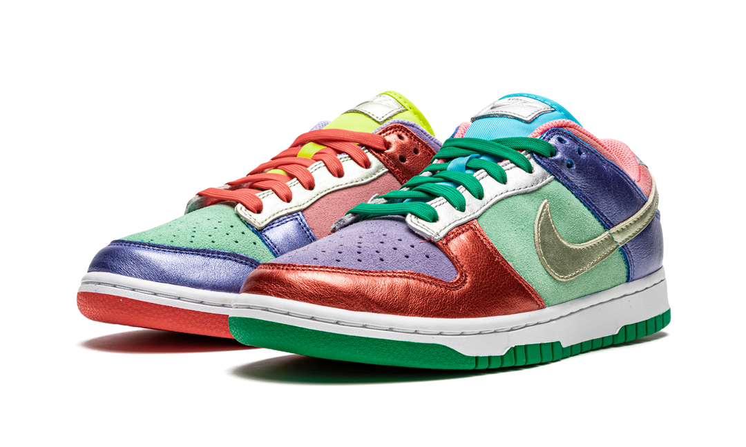 NIKE DUNK LOW SUNSET PULSE WOMENS