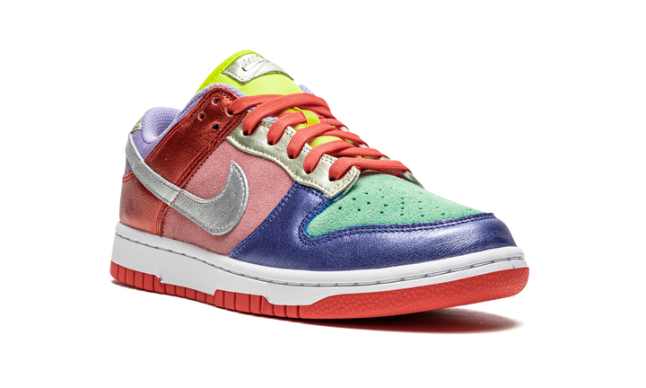 NIKE DUNK LOW SUNSET PULSE WOMENS