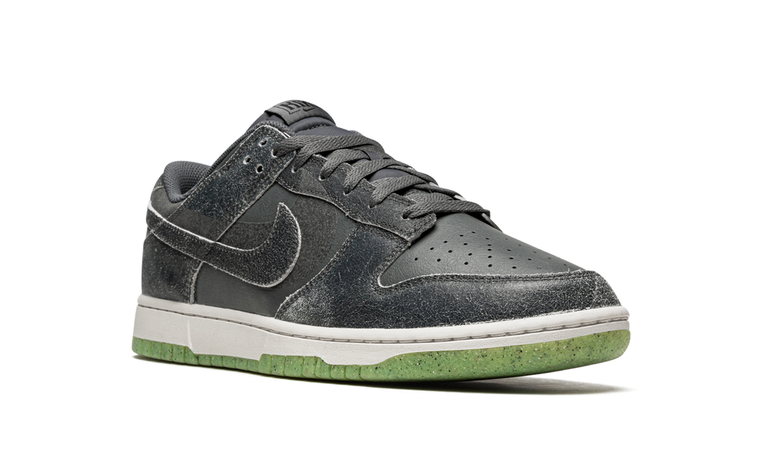 NIKE DUNK LOW SWOOSH SHADOW IRON GREY