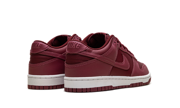 NIKE DUNK LOW TEAM RED SWEET BEET GS — Stock
