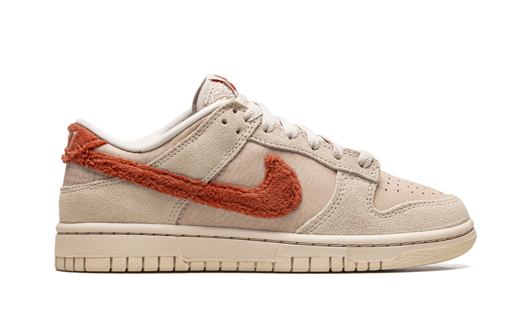 NIKE DUNK LOW TERRY SWOOSH WOMENS