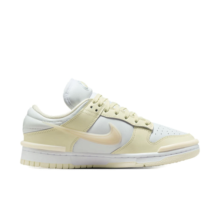 NIKE DUNK LOW TWIST COCONUT MILK GUAVA ICE WOMENS