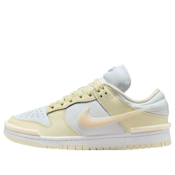 NIKE DUNK LOW TWIST COCONUT MILK GUAVA ICE WOMENS — Stock