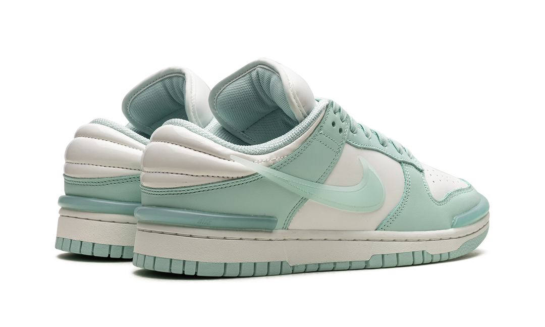 NIKE DUNK LOW TWIST JADE ICE WOMENS