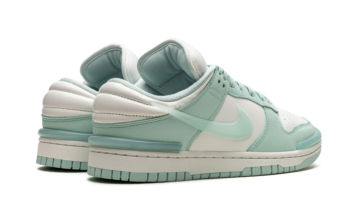 NIKE DUNK LOW TWIST JADE ICE WOMENS