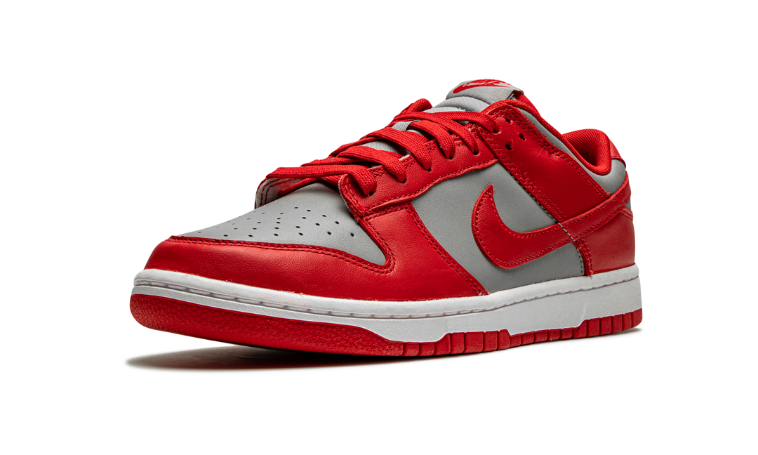 NIKE DUNK LOW UNLV SP UNIVERSITY RED