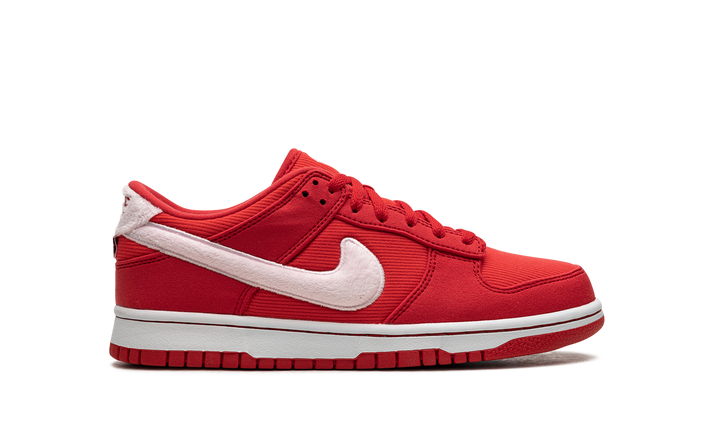 NIKE DUNK LOW GS VALENTINE&