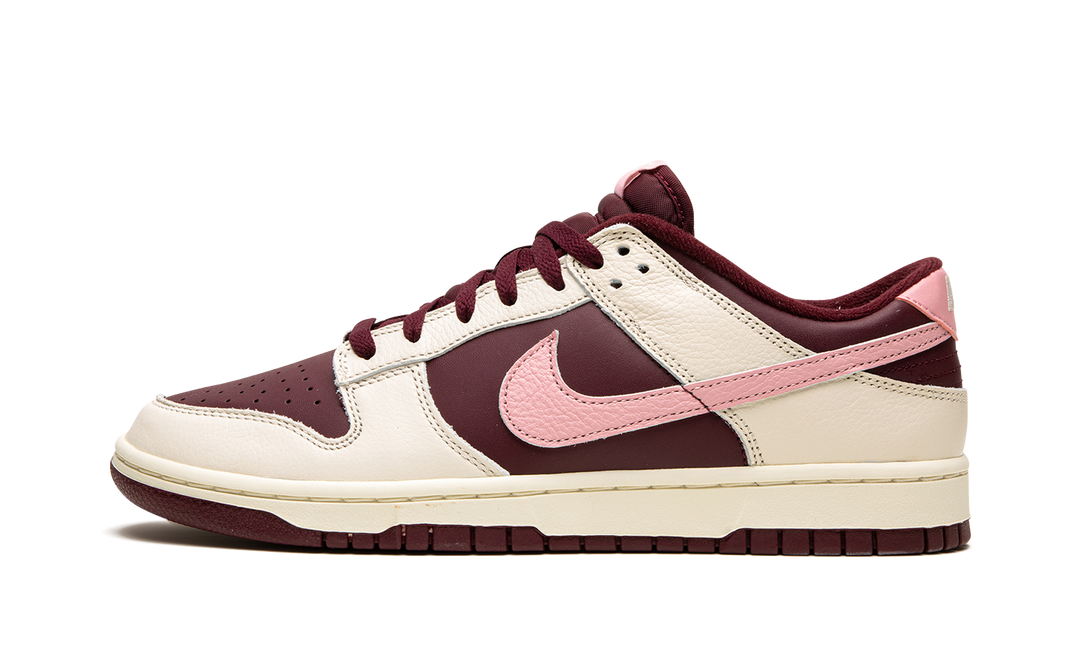NIKE DUNK LOW VALENTINES DAY (2023)
