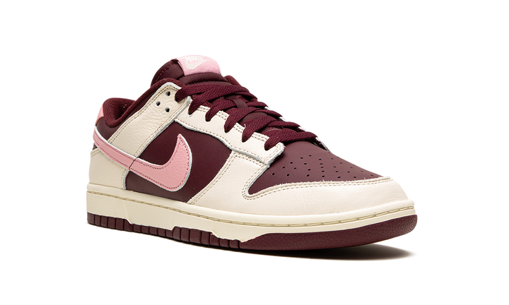 NIKE DUNK LOW VALENTINES DAY (2023)
