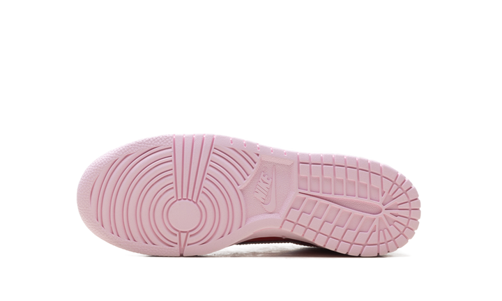 NIKE DUNK LOW VALENTINE&