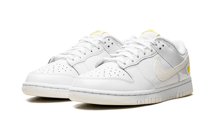 NIKE DUNK LOW VALENTINES DAY YELLOW HEART