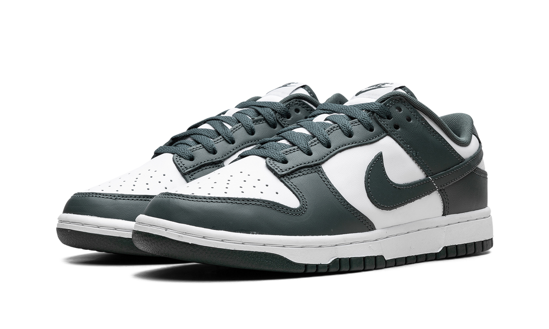NIKE DUNK LOW VINTAGE GREEN