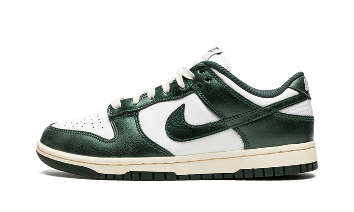 NIKE DUNK LOW VINTAGE GREEN (WOMEN&