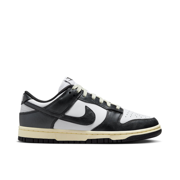 NIKE DUNK LOW VINTAGE PANDA WOMENS — Stock 