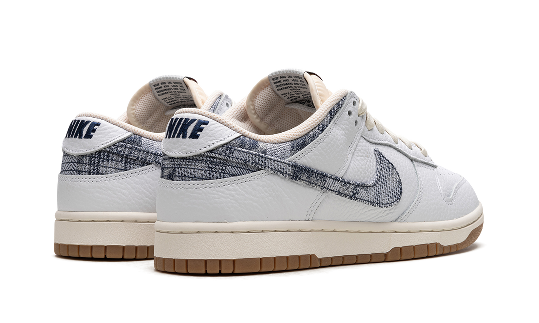 NIKE DUNK LOW WASHED DENIM — Stock 