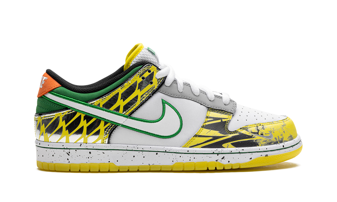 NIKE DUNK LOW WHAT THE DUCK AWAY UNIVERSITY OF OREGON PE