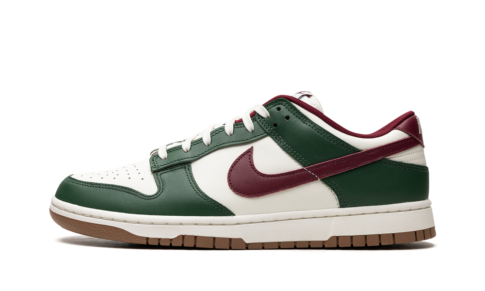 NIKE DUNK LOW WHITE GREEN TEAM RED — Stock #2