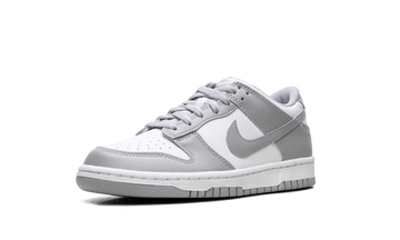 NIKE DUNK LOW WHITE LIGHT SMOKE GREY GS — Stock