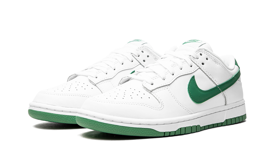 NIKE DUNK LOW WHITE LUCKY GREEN WOMENS
