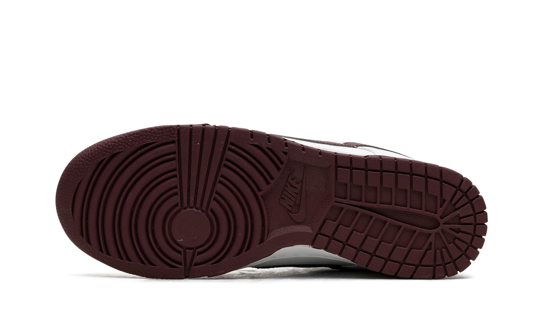 NIKE DUNK LOW WHITE NIGHT MAROON
