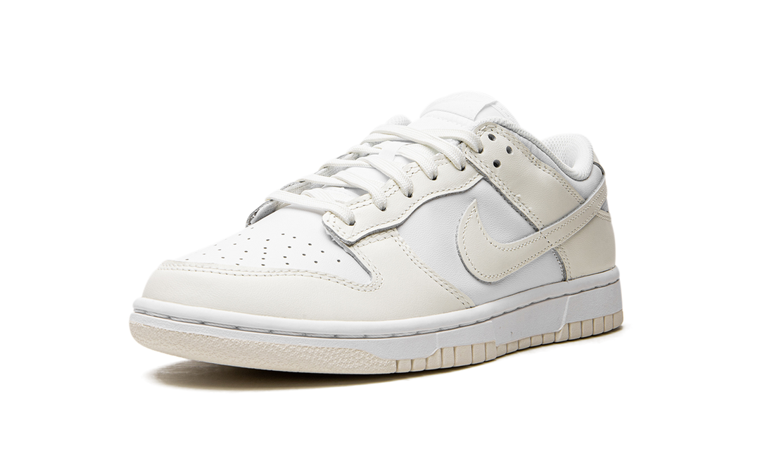 NIKE DUNK LOW WMNS &