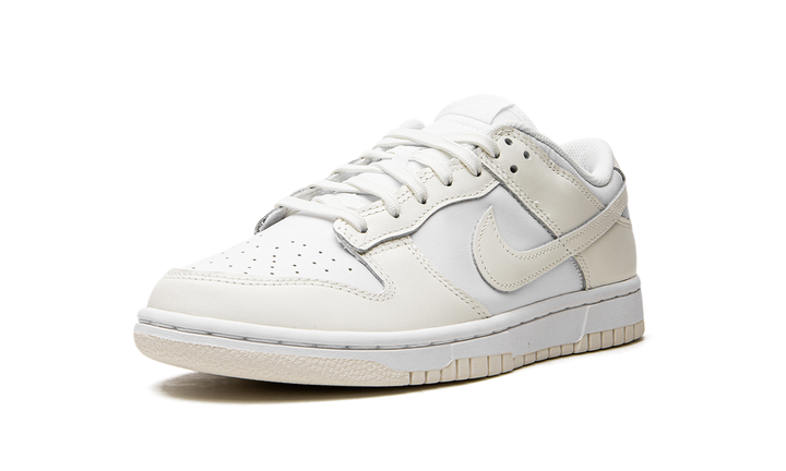NIKE DUNK LOW WMNS &