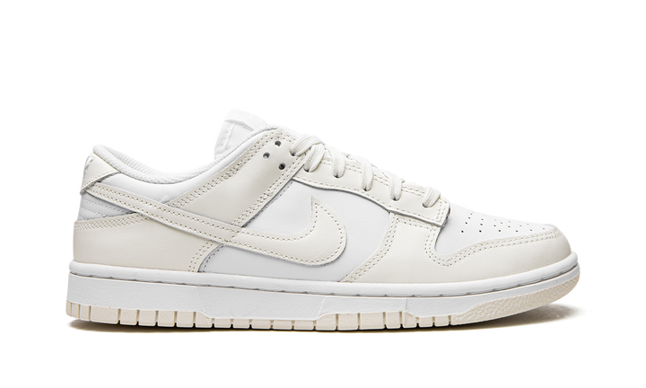 NIKE DUNK LOW WMNS &