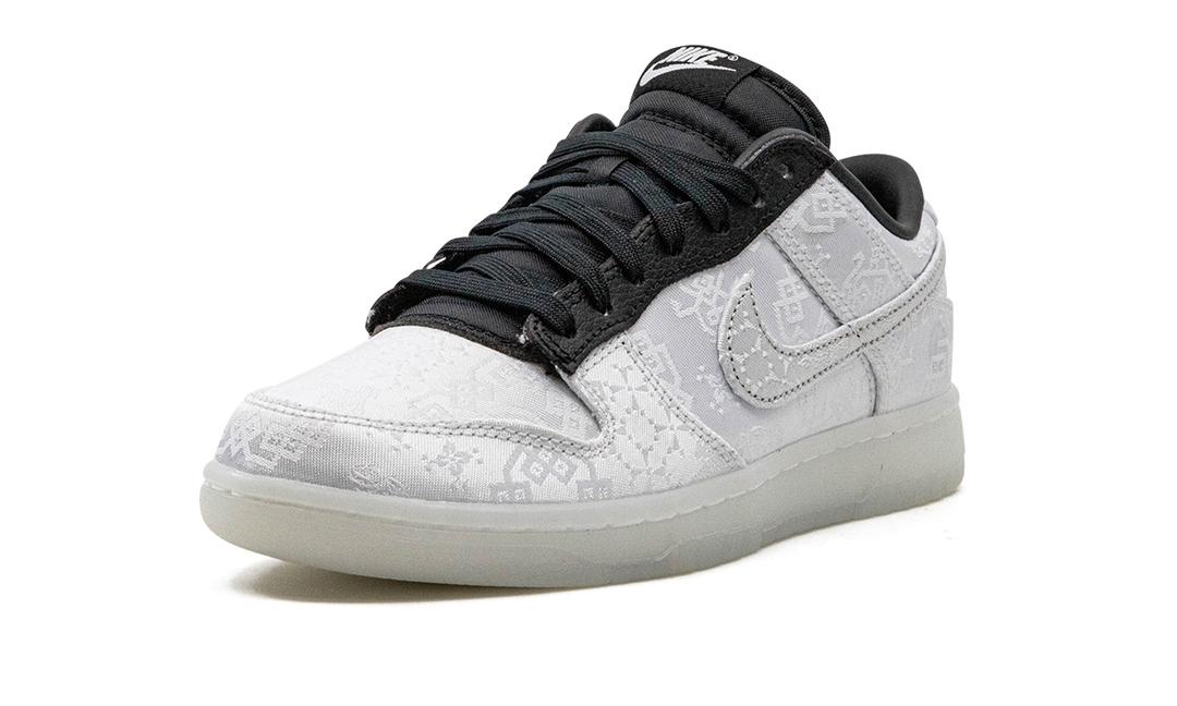 NIKE DUNK LOW X CLOT X FRAGMENT BLACK WHITE — Stock 