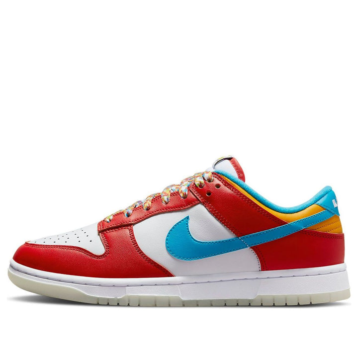 NIKE DUNK LOW QS &
