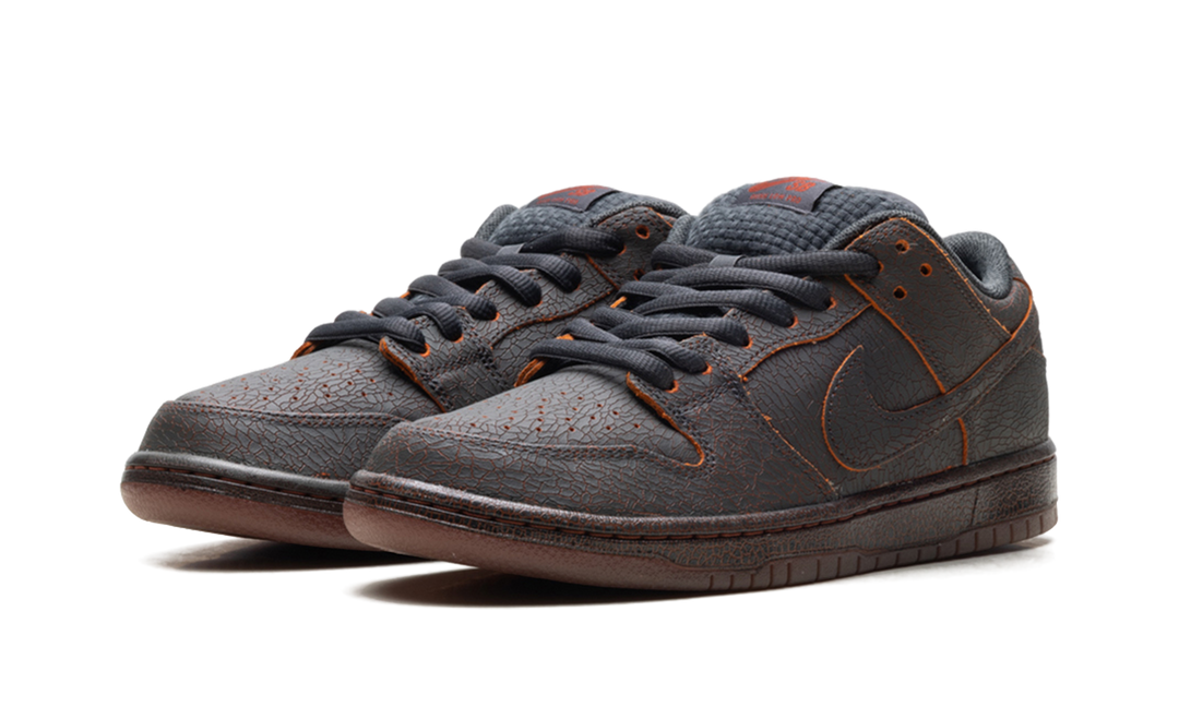 NIKE DUNK SB LOW KRAMPUS