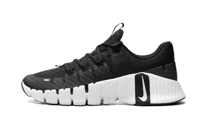 NIKE FREE METCON 5 BLACK WHITE