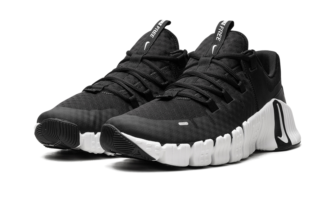 NIKE FREE METCON 5 BLACK WHITE