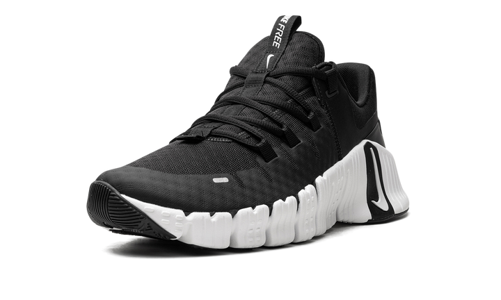 NIKE FREE METCON 5 BLACK WHITE