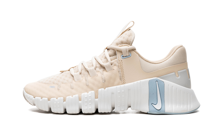 NIKE FREE METCON 5 SANDDRIFT LIGHT IRON ORE WOMENS