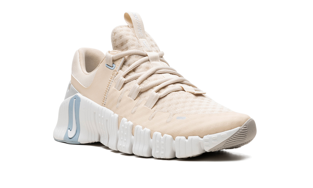 NIKE FREE METCON 5 SANDDRIFT LIGHT IRON ORE WOMENS