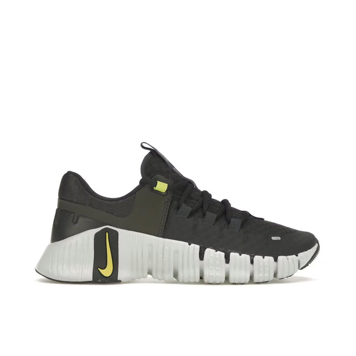 NIKE FREE METCON 5 SEQUOIA HIGH VOLTAGE