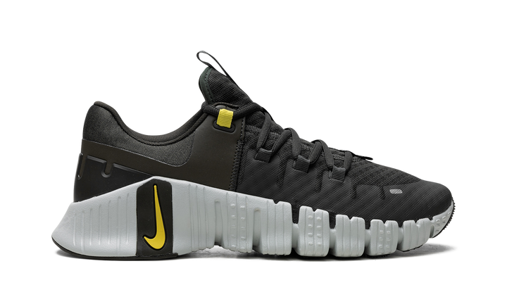 NIKE FREE METCON 5 SEQUOIA HIGH VOLTAGE