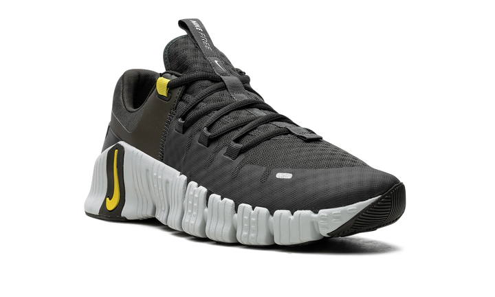 NIKE FREE METCON 5 SEQUOIA HIGH VOLTAGE