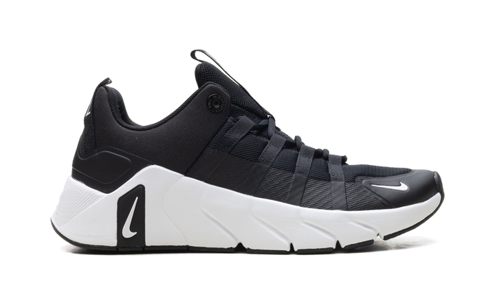 NIKE FREE METCON 7 BLACK WHITE