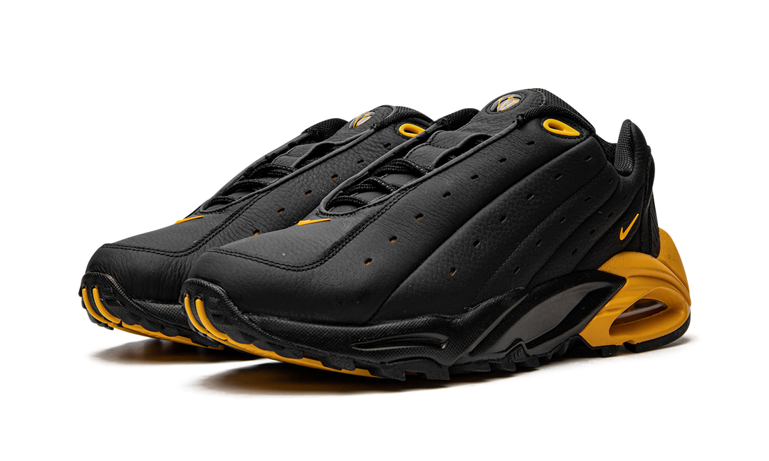 NIKE HOT STEP AIR TERRA DRAKE NOCTA BLACK UNIVERSITY GOLD